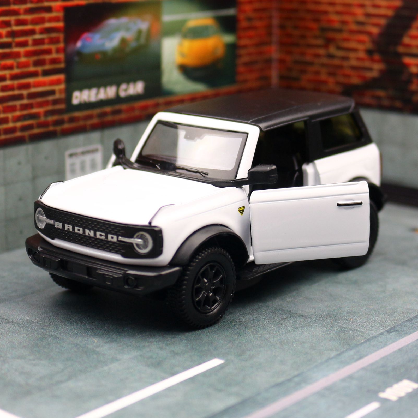 1/36 Ford Bronco SUV Off-Road  - огляд і ціна Kids Toys Reviews